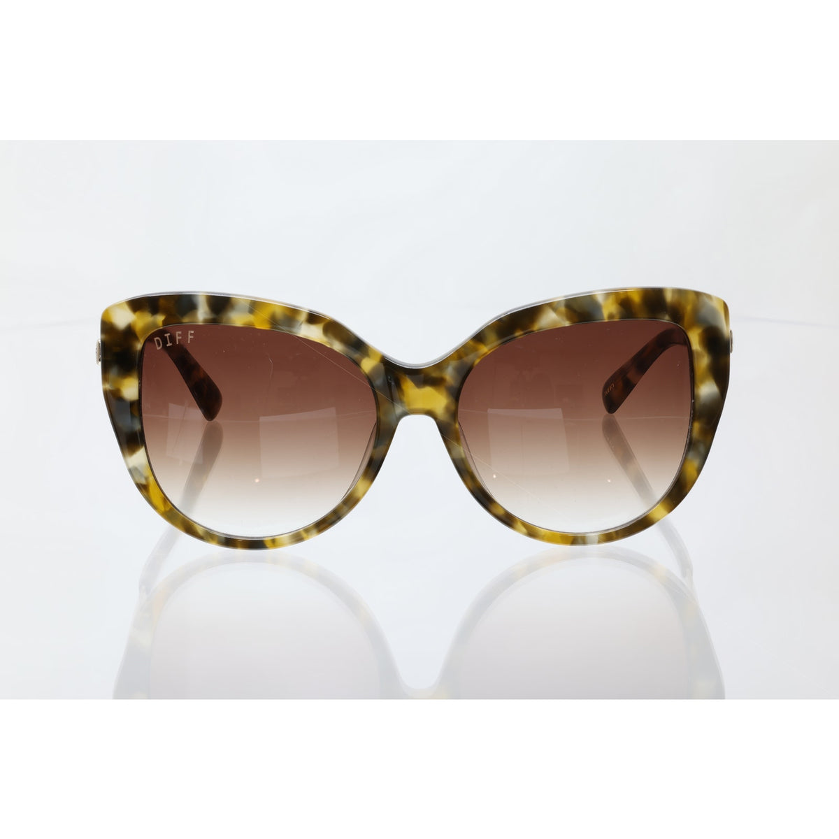 Diff Avery tortoise shell sunglasses, photo 4 of 9