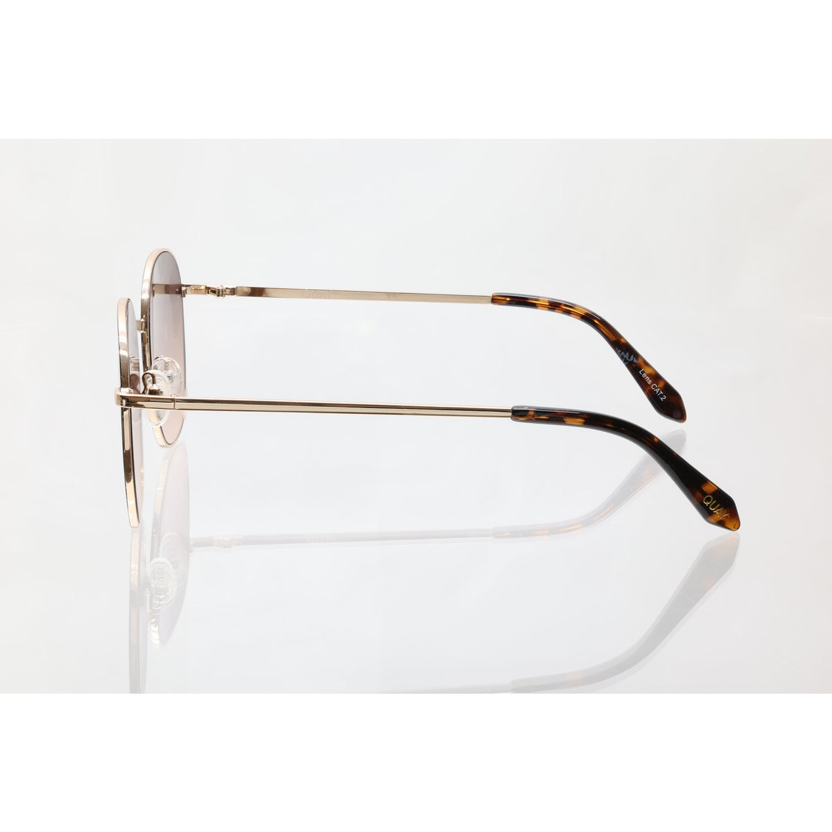 Quay Jezabell 126 sunglasses, photo 5 of 8