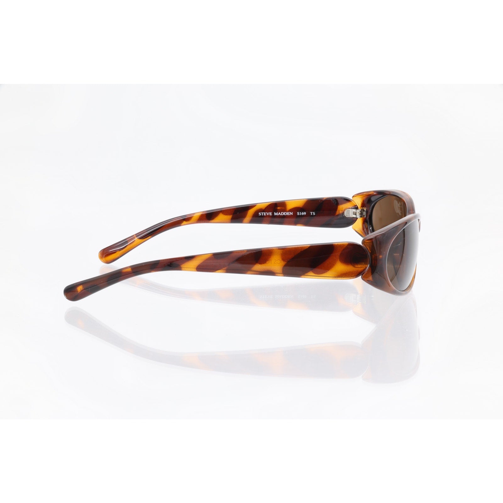 Steve Madden S169 TS Colors in Optics ltd. Sunglasses - NEW CONDITION